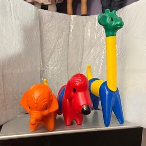 Vintage Tupperware buildable Animal Toy Set
